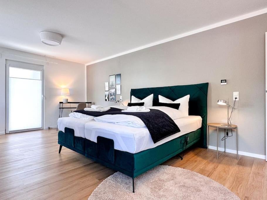 Appartement Appartio: Geraeumige, Moderne Fuer Gruppen/familien Stuttgart